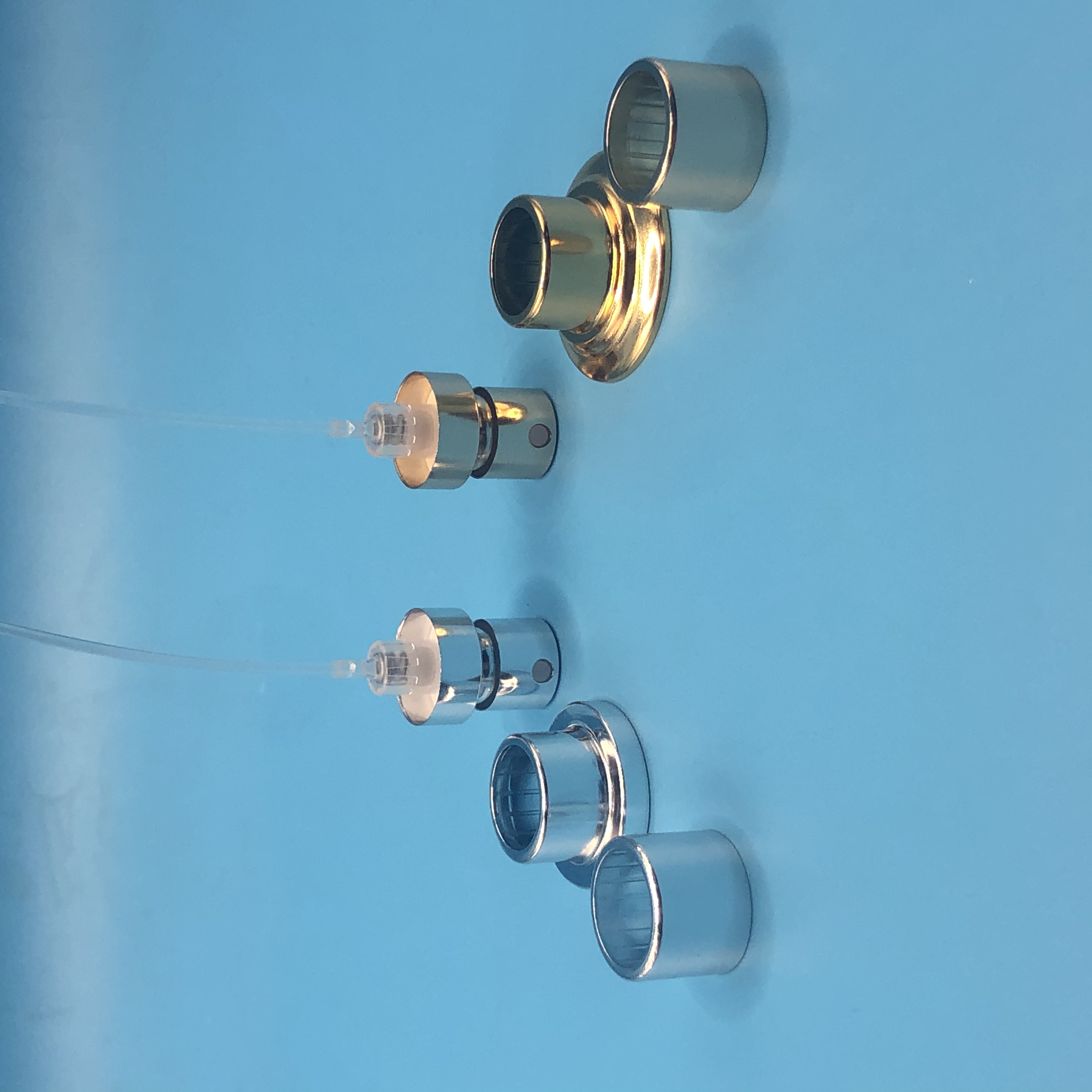 بخاخ مضخة العطور الفاخرة تصميم رائع وتطبيق دقيق